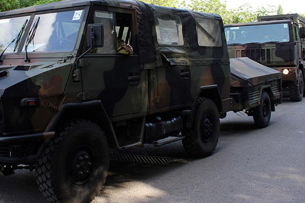 Füze bataryalarına geçit vermediler