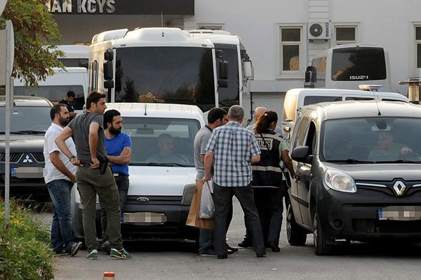 Batman merkezli 28 ilde FETÖ operasyonu