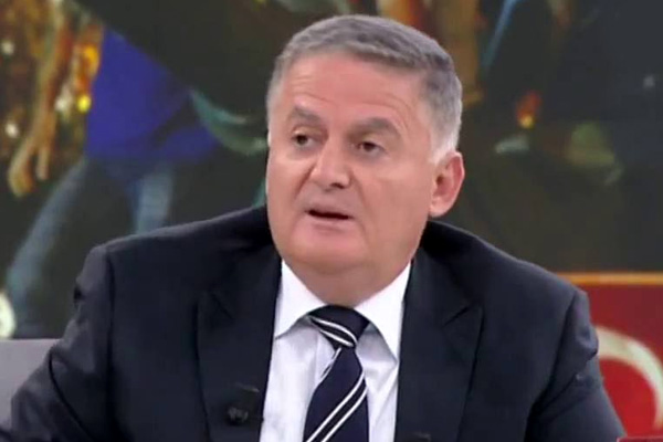 Emekli askeri hakim Ahmet Zeki Üçok'tan tarihi itiraf