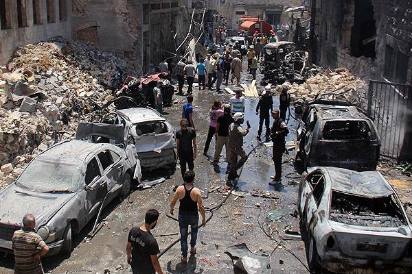 Rejim uçakları İdlib'e saldırdı: 11 ölü