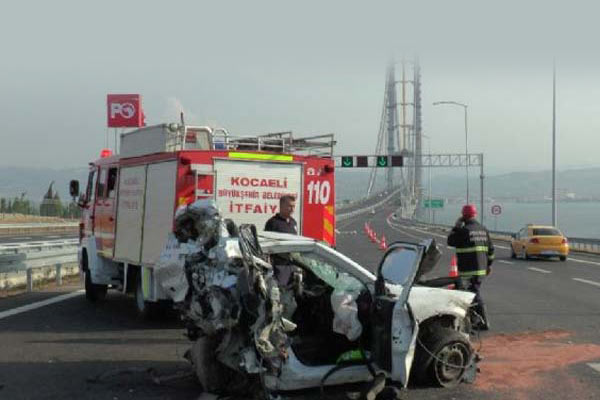 Osmangazi Köprüsü'nde korkunç kaza: 1 şehit