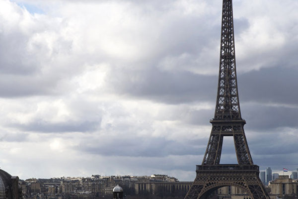 Paris turizmine darbe