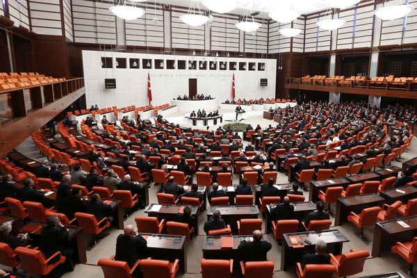 Muhalefetten 'Yaş da yanmasın' listesi