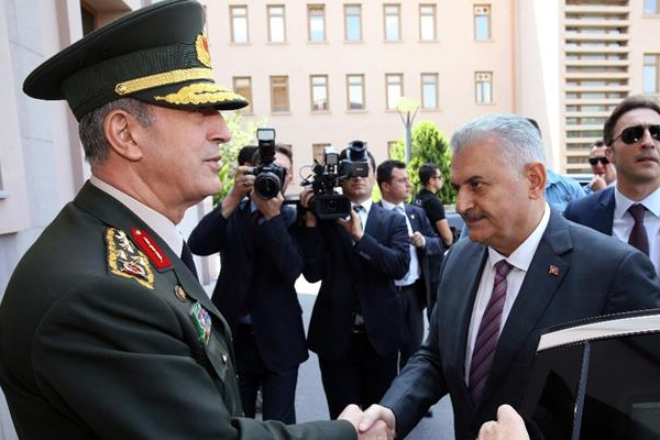 Başbakan Yıldırım, Org. Akar’ı kabul etti