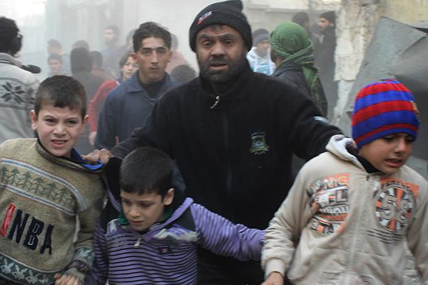 Esed klor gazı ile intikam alıyor