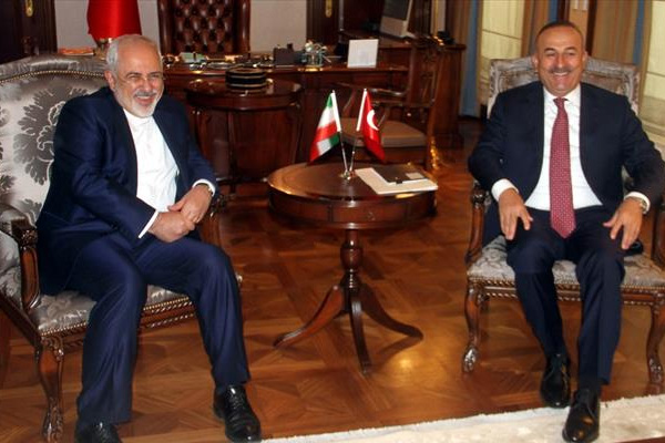 Bakan Çavuşoğlu İranlı mevkidaşıyla görüştü