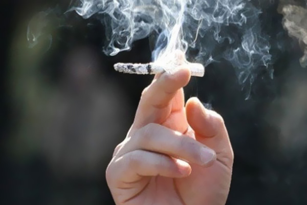 Park ve spor alanlarında sigara yasağı