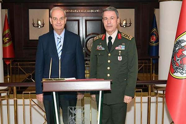 Başbuğ'dan Orgeneral Akar'a ziyaret