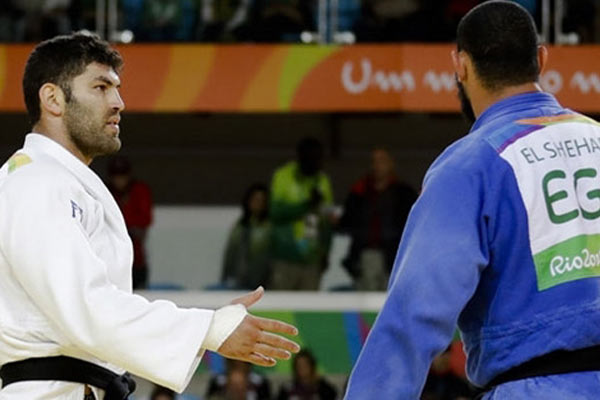 Mısırlı judocu, İsrailli rakibinin elini sıkmadı