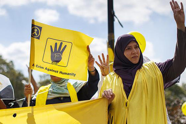 Rabia katliamı Londra'da protesto edildi