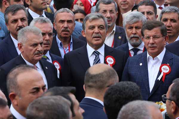 Arınç, AK Parti'nin 15. yıl kutlama programında neden yoktu?