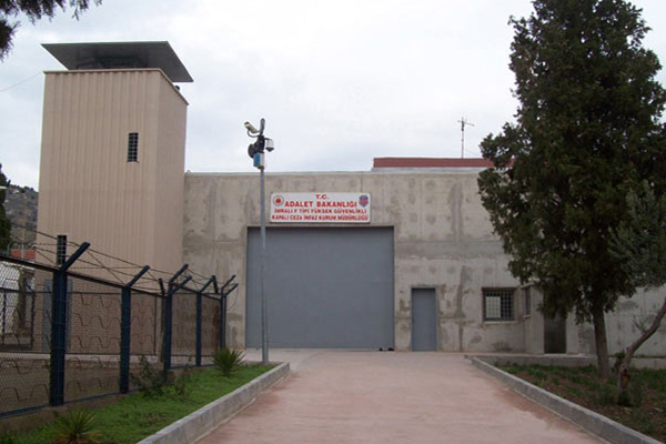 Öcalan'ın bulunduğu İmralı Adası'na operasyon