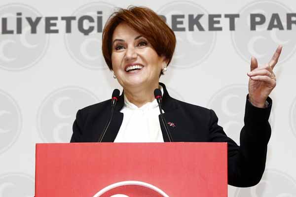 Meral Akşener: 15 Temmuz'u IŞİD sandım