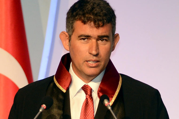 Metin Feyzioğlu Cumhurbaşkanlığı Külliyesi'nde konuştu