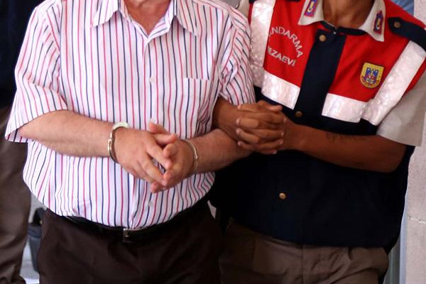 FETÖ'nün 'TÜBİTAK imamı' tutuklandı