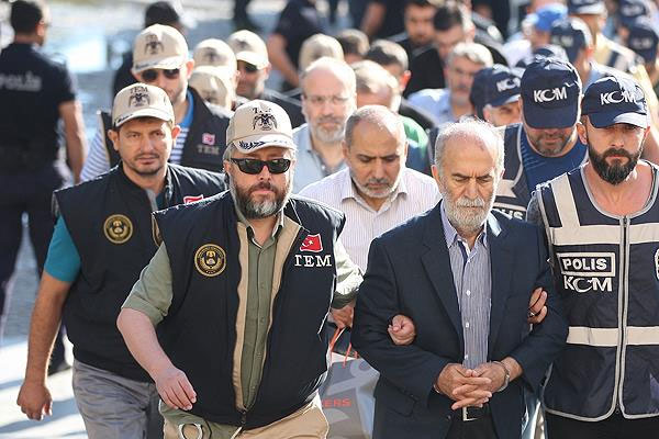 Eski Bursa Valisi tutuklandı