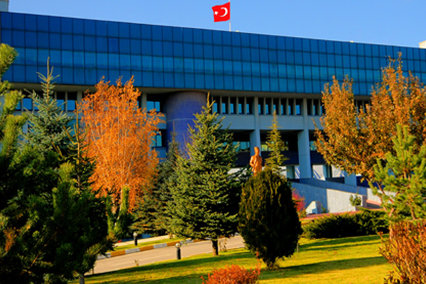 FETÖ'cü generaller darbe öncesi istihbarat dairesine girmek istemişler