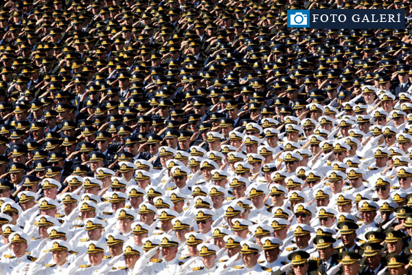 İki yeni kararnameyle ihraç edilenlerin listesi