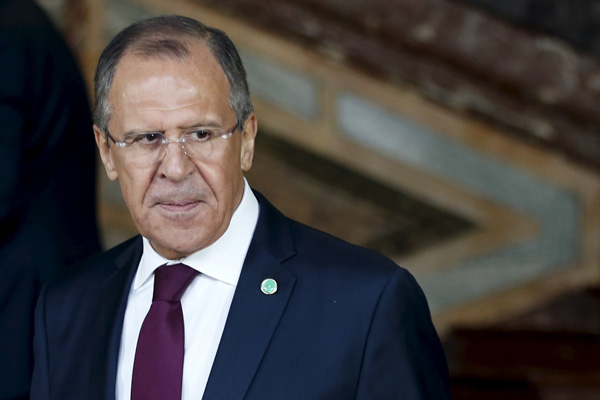 Lavrov'dan İran'a konuşlandırılan Rus uçakları açıklaması