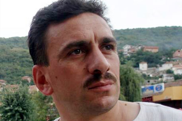 Yerel gazete patronuna FETÖ tutuklaması