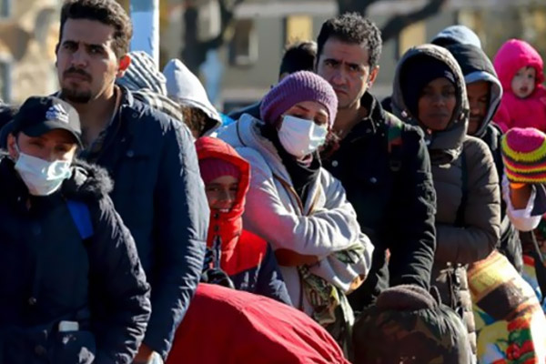 AB, Türkiye'ye vadettiği 'sığınmacı' sözünü tutmadı