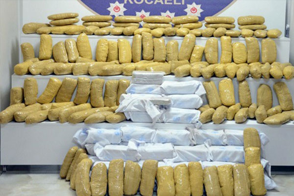 Kocaeli'de 141 kilo uyuşturucu yakalandı