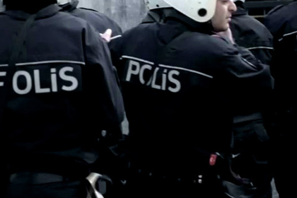 Anadolu yakasında bulunan Cezaevleri'ne baskın: 43 gözaltı