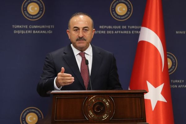 Mevlüt Çavuşoğlu: IŞİD'in birinci hedefi Erdoğan