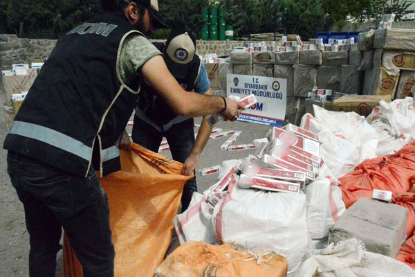 2 milyonluk kaçak sigara operasyonu