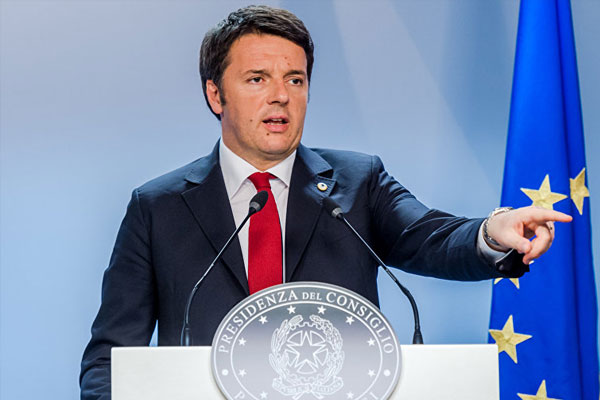 Gasparri: Renzi, AB ve ABD’nin uşağı