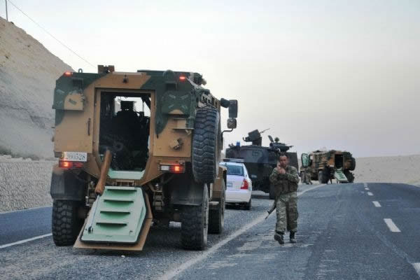 Şemdinli’de askere pusu: 3 yaralı