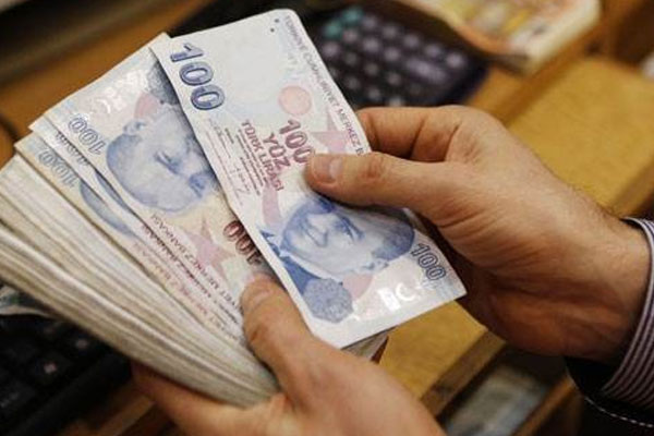 İlk iki taksiti ödemeyen yandı