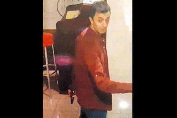 Eli silahlı sivil darbeci bakın kim çıktı