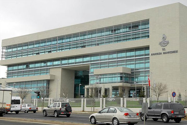 5 AYM personeli gözaltında