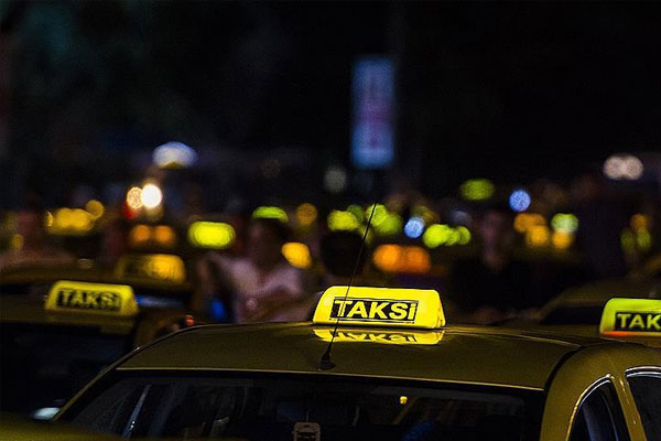 İstanbul'da taksi ücretlerine zam