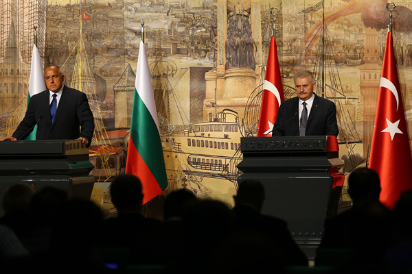 Borisov ve Yıldırım'dan AB'ye 'geri kabul' uyarısı