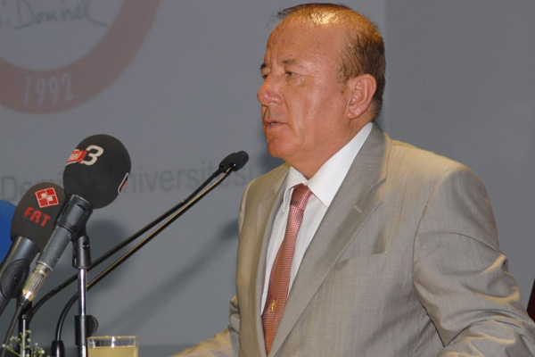 Eski Isparta Valisi Memduh Oğuz tutuklandı