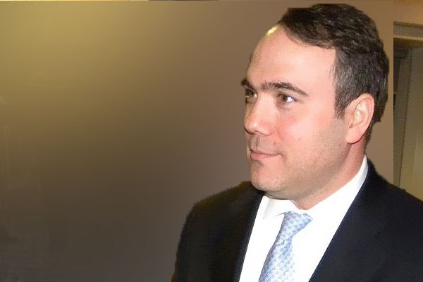 Eski büyükelçiler FETÖ'den tutuklandı