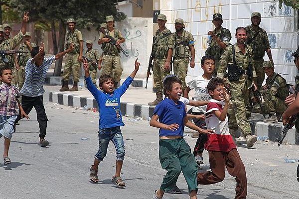 Cerablus'ta çocukların 'özgürlük' sevinci