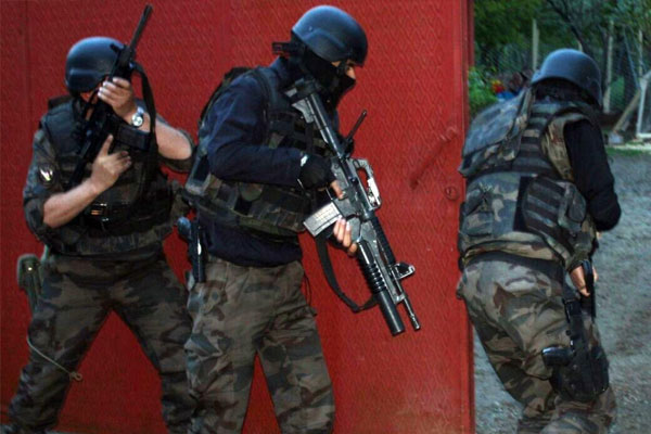 Van’da 2 PKK'lı öldürüldü