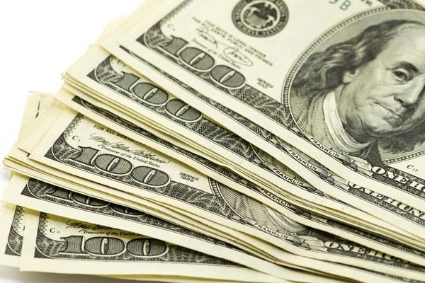 Dolar yeni haftaya 2.95'in üzerinde başladı