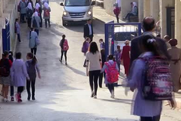 Filistin'de yeni eğitim ve öğretim yılı başladı
