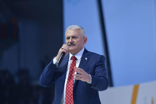 Binali Yıldırım, eski-yeni AK Parti'nin bakanlarını topluyor