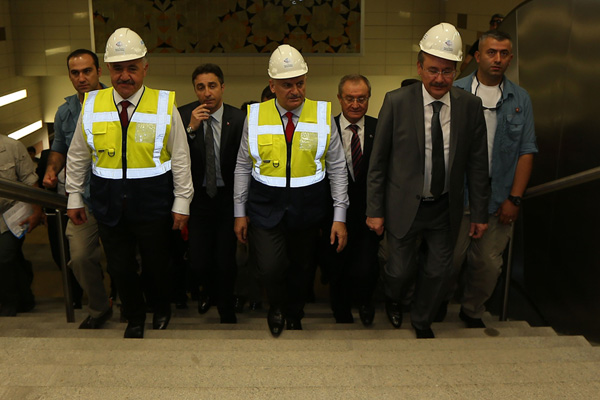 Başbakan'dan Kılıçdaroğlu ve Feyzioğlu'na 'adli yıl' çağrısı