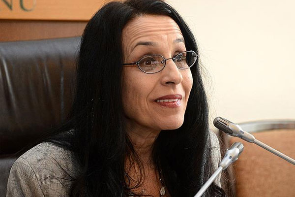 Ayşe Hür'e hakaretten suç duyurusu