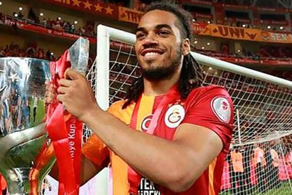 Galatasaray'a Denayer şoku!