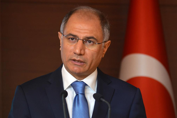 Binali Yıldırım: Bakan Ala görevinden ayrıldı