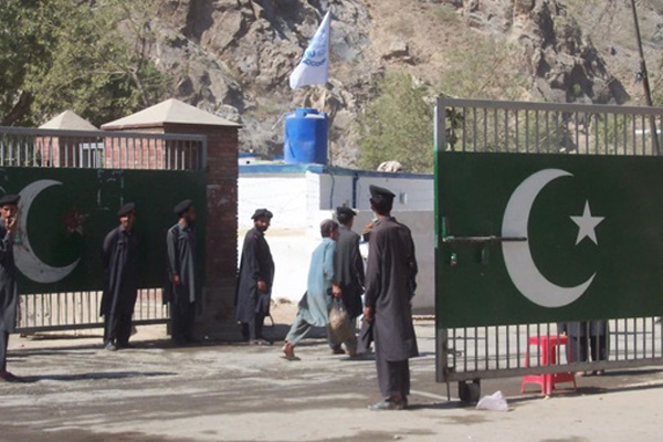 Pakistan ile Afganistan arasındaki sınır kapısı gerginliği