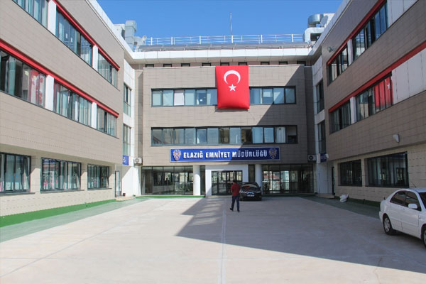 Emniyet Müdürlüğü el konulan FETÖ okuluna taşındı