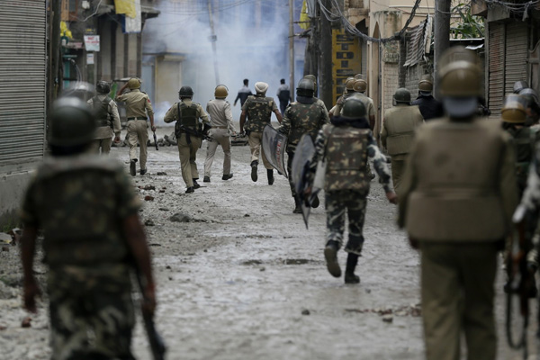 Cammu Keşmir'de katliam döngüsü